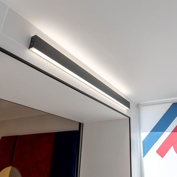 Elektrostandard a042925 101-100-40-53 Линейный светодиодный накладной двусторонний светильник 53см 20W 6500K черная шагрень, изображение 2